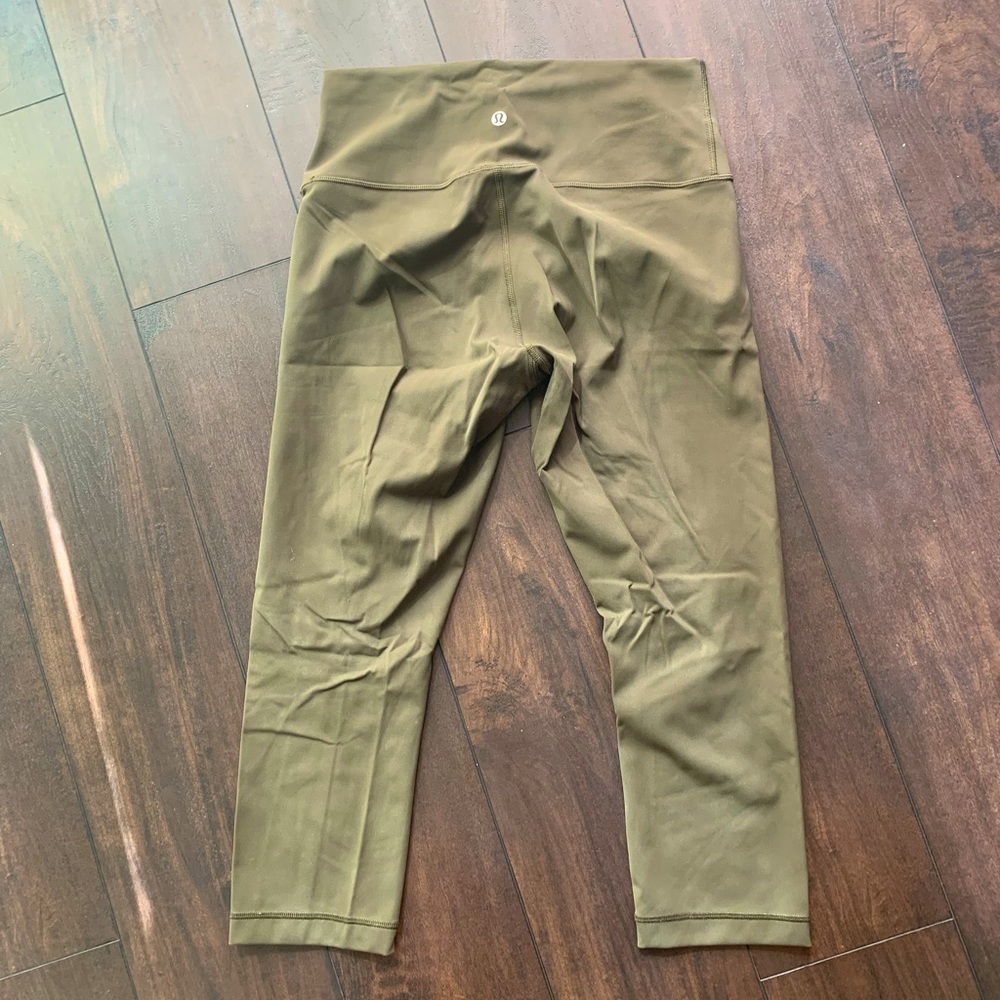 Lululemon Wunder Under Crop Leggings💫